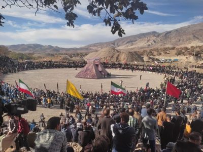 برگزاری آیین سنتی چمر (چه‌مه‌ر) در شهرستان ملکشاهی