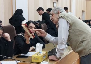 داودیان، نعمتی برای زبان و ادبیات کردی